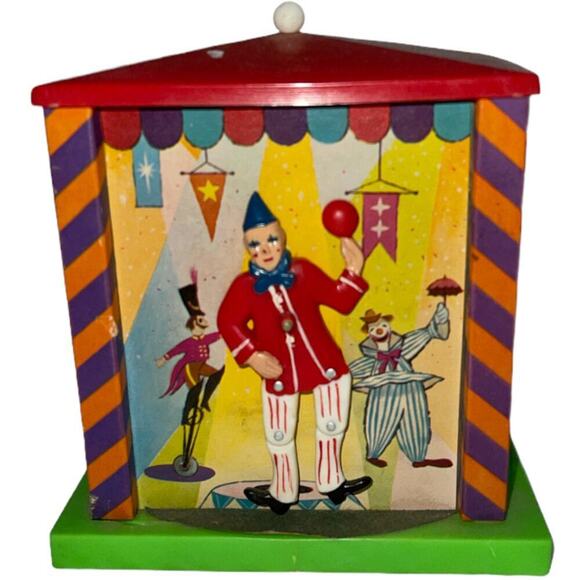 Vintage Circus Clown Plastic Music Box Green Red "Hi Lily Hi Lo" 4"x4.25" - Picture 1 of 10
